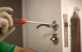 Locksmith Master Shop Manchester, MA 508-244-4378 Locksmith Master Shop Manchester, MA 508-244-4378 - 5-Locks-Repair